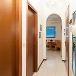 Petite Maison アパート *